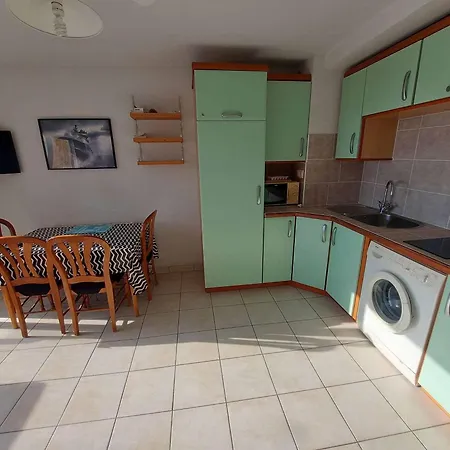 2p Avec Terrasse Sud, Parking, Wifi Et Animaux Acceptes A - Fr-1-326-797 Apartment